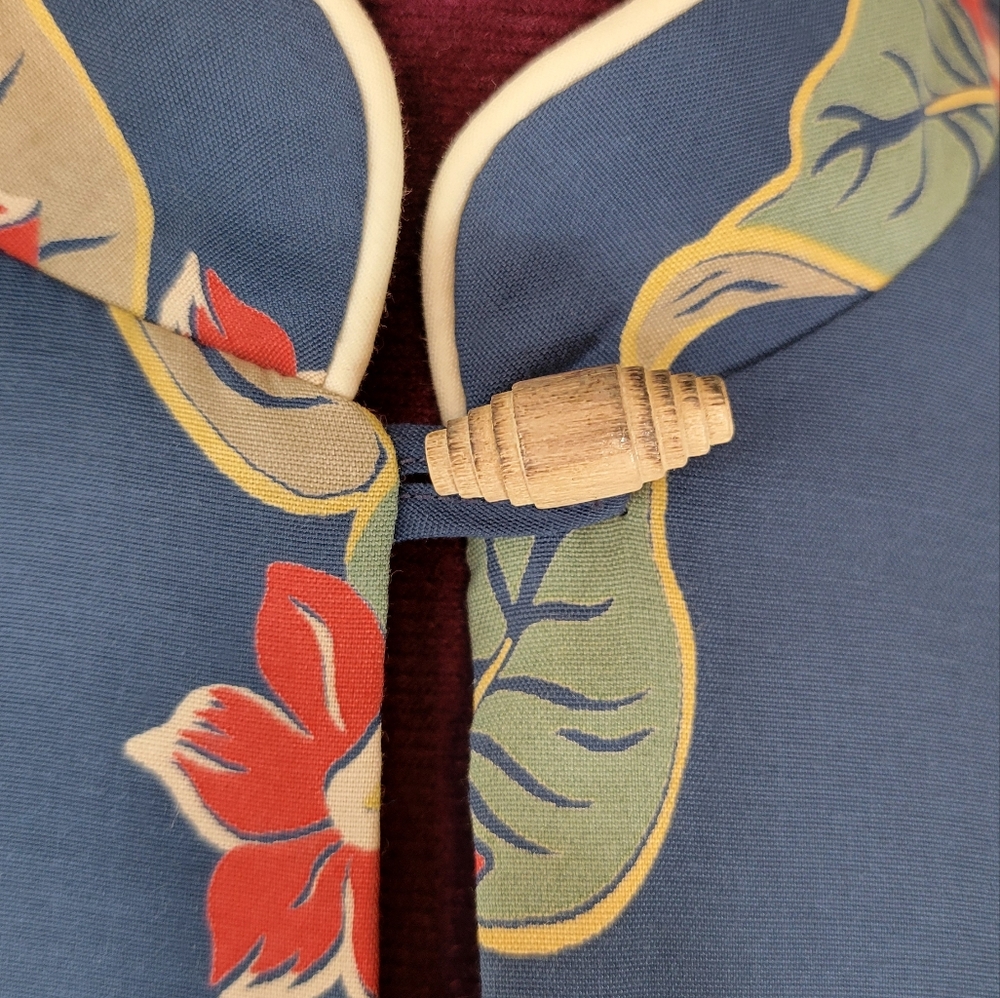 Tiki/Polynesian flower dress - Picture 14 of 17